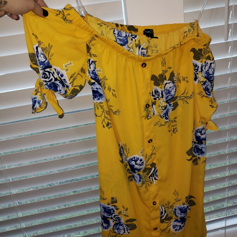 Large - Picture 2 of 5